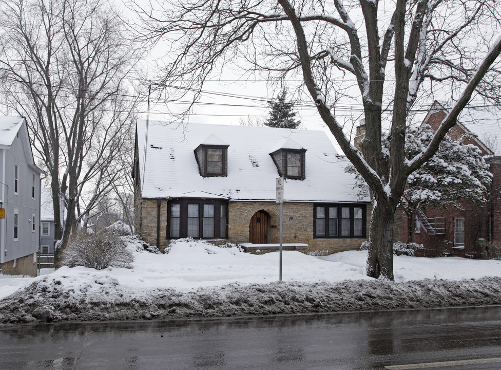 645 E Gorham St in Madison, WI - Foto de edificio