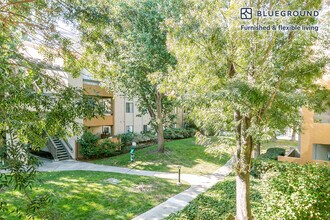 1600 Villa St in Mountain View, CA - Building Photo - Building Photo