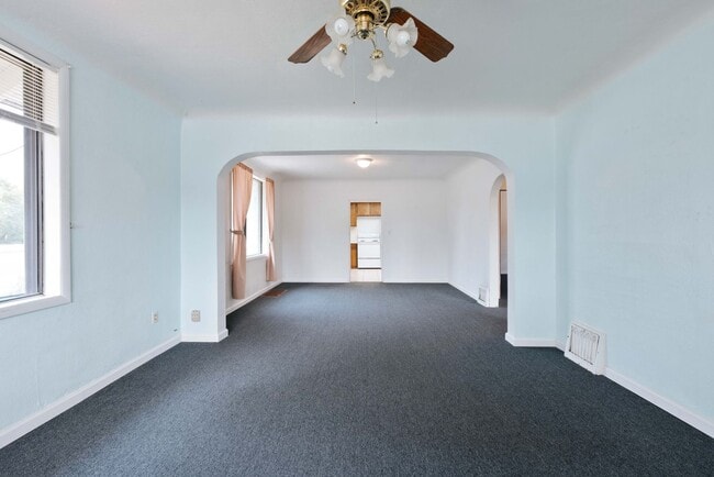 7 N 5th W in Rexburg, ID - Building Photo - Building Photo