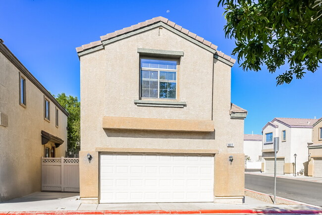 6417 Pine Willows Ct