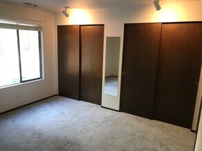 17911 Stone Ave N in Shoreline, WA - Building Photo - Building Photo
