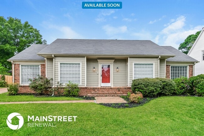 property at 2823 Rockcreek Pkwy