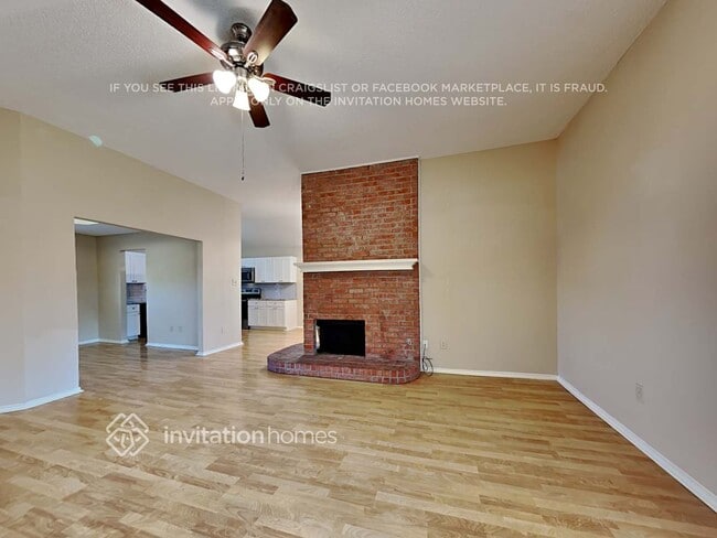 924 Teakwood Ln in Desoto, TX - Building Photo - Building Photo