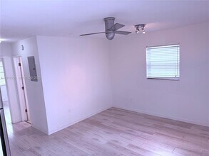 919 Michigan Ave in Miami Beach, FL - Building Photo - Building Photo