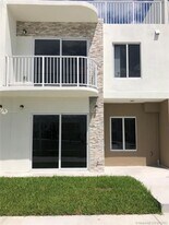 25884 SW 139th Path in Naranja, FL - Building Photo