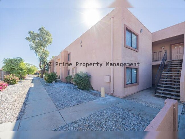 330 S Beck Ave in Tempe, AZ - Building Photo - Building Photo