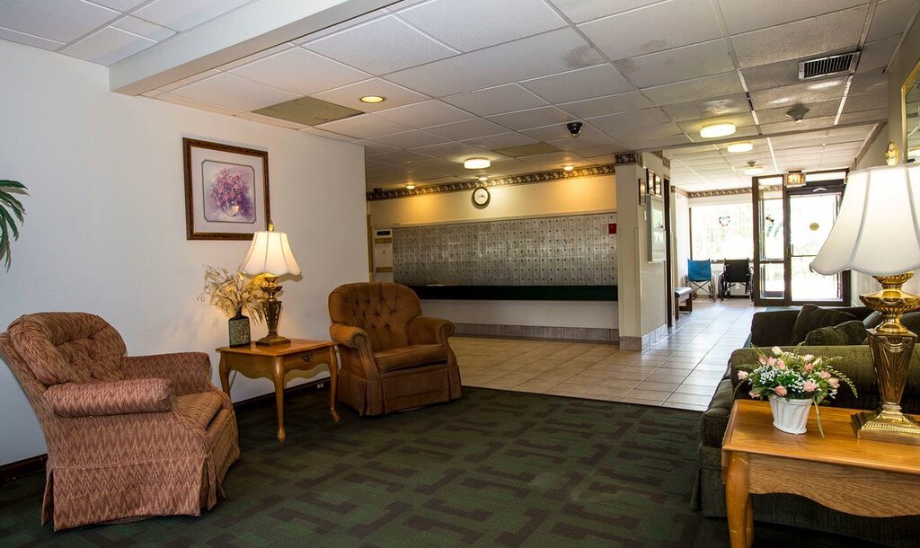 Perrytown Place Pittsburgh, PA Apartments