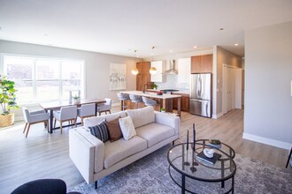 551 E 47th St-Unit -3 in Chicago, IL - Building Photo - Building Photo