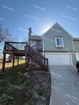 8955 Hauser in Lenexa, KS - Building Photo