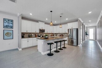 8919 Play Through Dr in Davenport, FL - Building Photo - Building Photo
