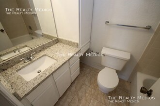 1037 S Hiawassee Rd-Unit -#2836 in Orlando, FL - Foto de edificio - Building Photo