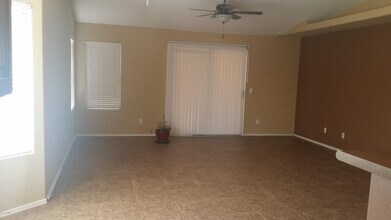 6622 S 25th Ave in Phoenix, AZ - Building Photo - Building Photo