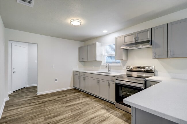 3918 Cosby St in Houston, TX - Building Photo - Building Photo