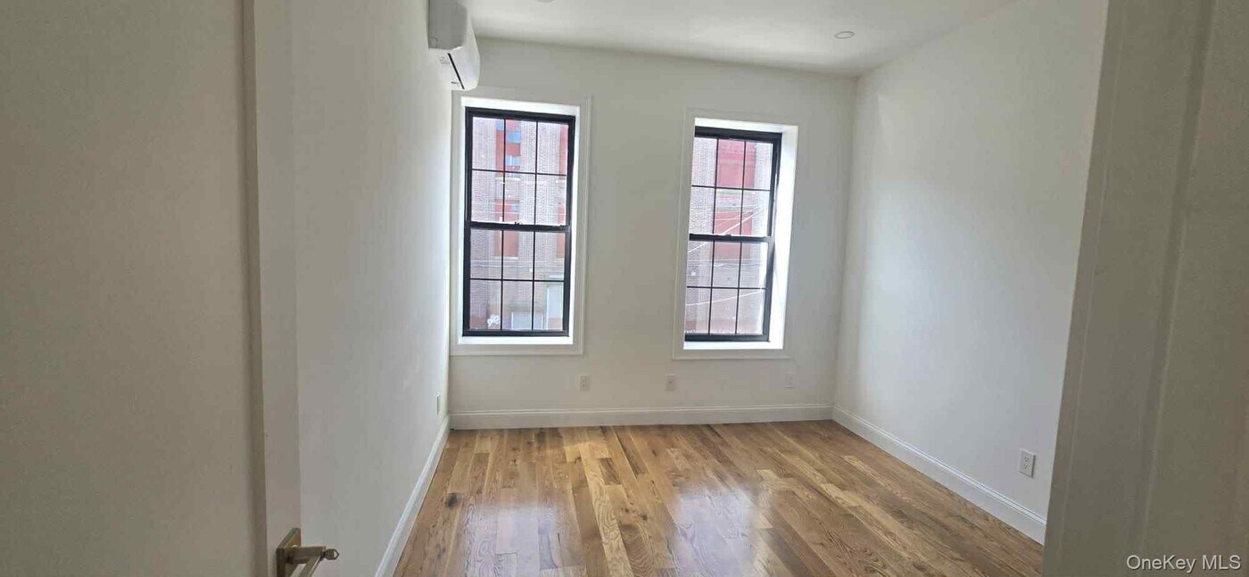 19 Milford St in Brooklyn, NY - Foto de edificio