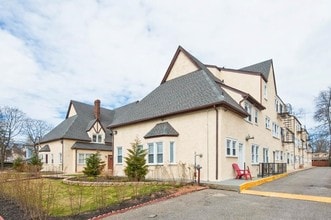 22 Pearsall Ave in Freeport, NY - Building Photo - Building Photo