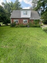429 E Edgewood Ave in Indianapolis, IN - Building Photo - Building Photo