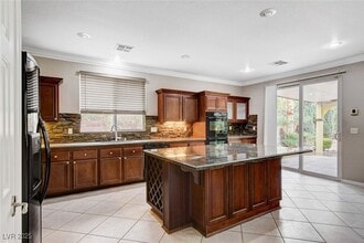 4225 Terrapin Mountain Dr in Las Vegas, NV - Foto de edificio - Building Photo