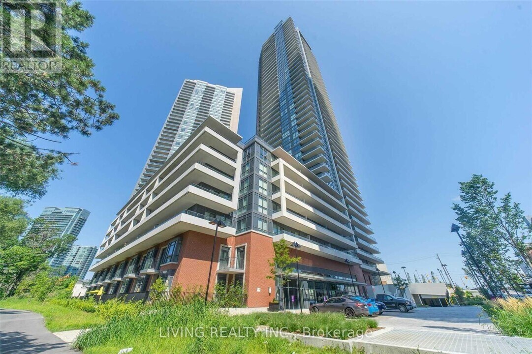 10-3710 Park Lawn Rd in Toronto, ON - Building Photo