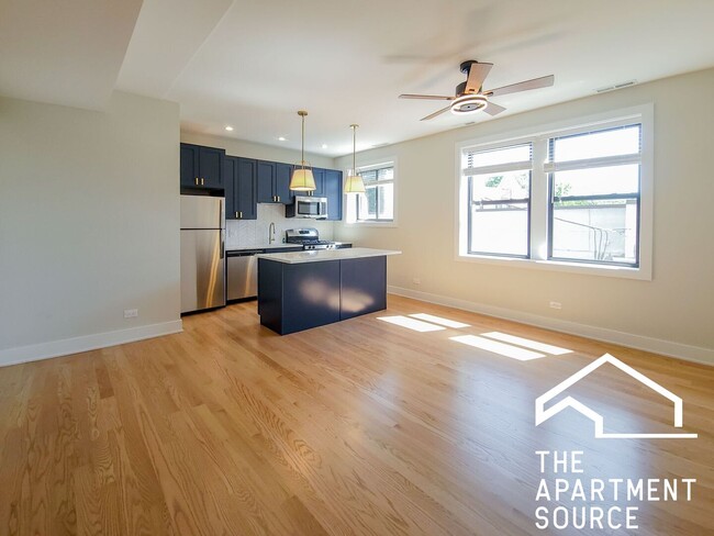 property at 2020 W Montrose Ave