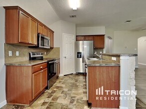 210 Teron Dr in San Marcos, TX - Building Photo - Building Photo