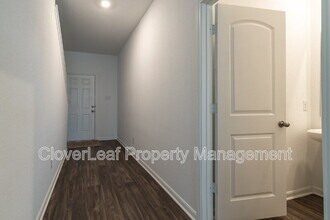 4139 Trail de Paris in New Braunfels, TX - Building Photo - Building Photo
