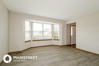 1031 Exacta Ct in Florissant, MO - Building Photo - Building Photo