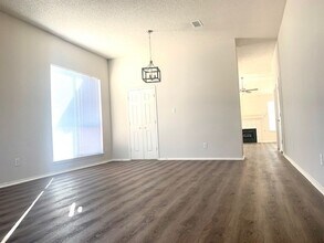 3912 Rushden Ct in Plano, TX - Foto de edificio - Building Photo