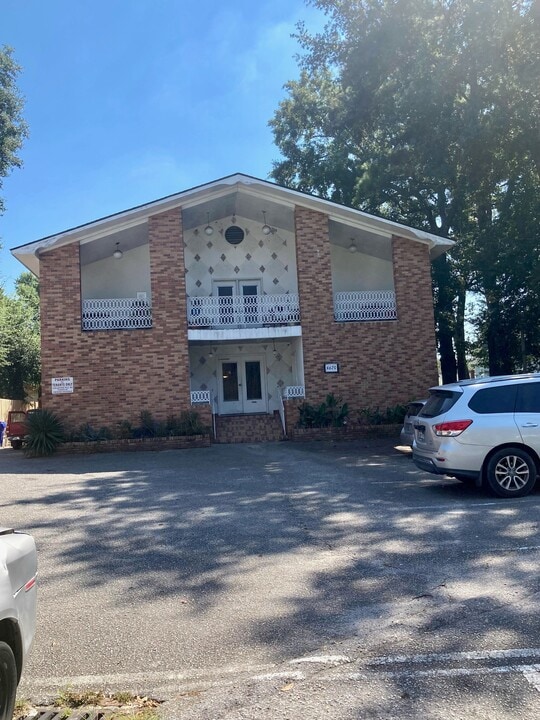 Jac Dar Apartments in North Charleston, SC - Building Photo