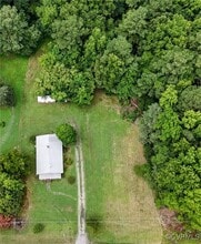 4201 Hickory Rd in Petersburg, VA - Building Photo - Building Photo