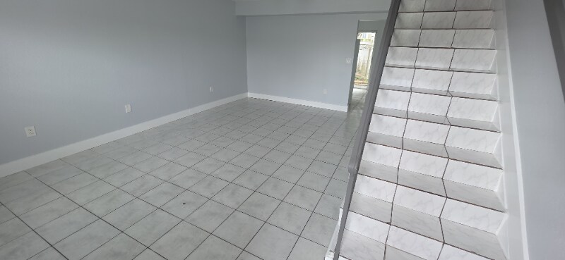 470 NE 18th Ave in Homestead, FL - Building Photo