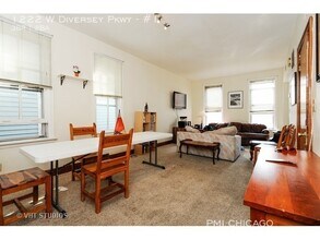 1222 W Diversey Pkwy in Chicago, IL - Building Photo - Building Photo