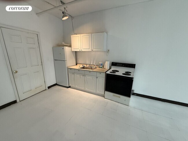 125 Green St in Brooklyn, NY - Building Photo - Building Photo