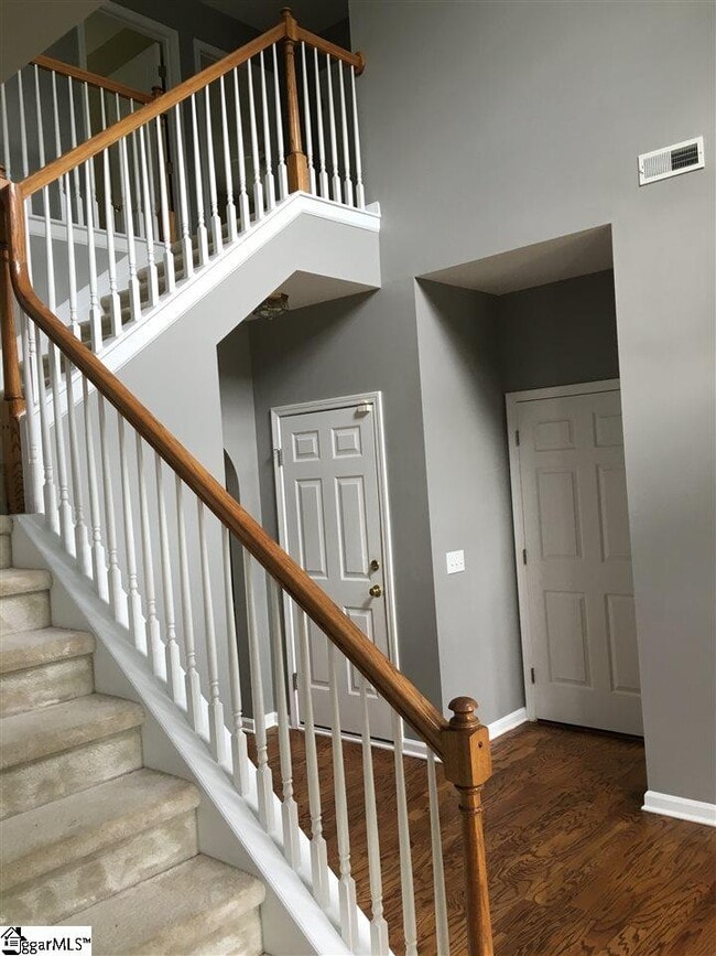 30 Halehaven Dr in Simpsonville, SC - Building Photo - Building Photo