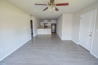 818 Hindman Dr in Prairie Grove, AR - Building Photo - Building Photo