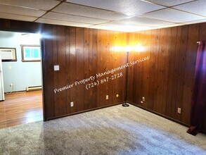 731 E Main St in New Castle, PA - Building Photo - Building Photo