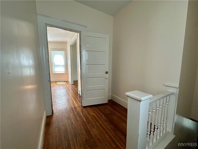 127 Hayden St in Buffalo, NY - Building Photo - Building Photo