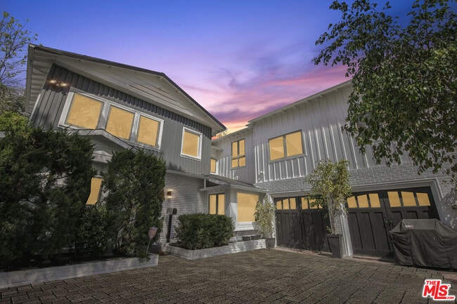 5527 Columbus Ave in Los Angeles, CA - Building Photo - Building Photo