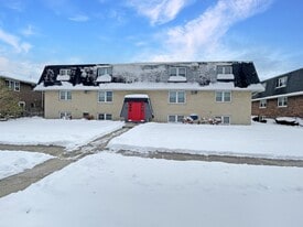 609 E 3rd St in Lockport, IL - Building Photo