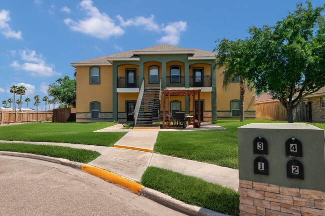 801 E Daffodil, Unit #4 in McAllen, TX - Building Photo - Building Photo