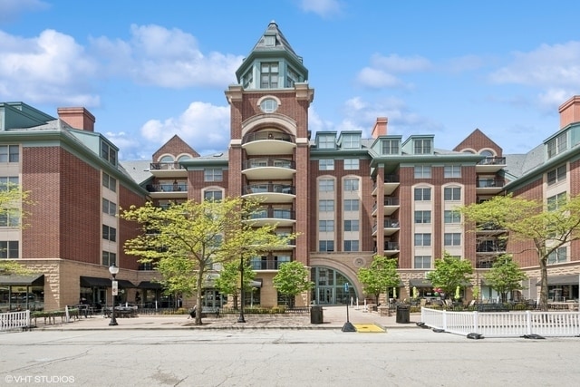 property at 44 N Vail Ave