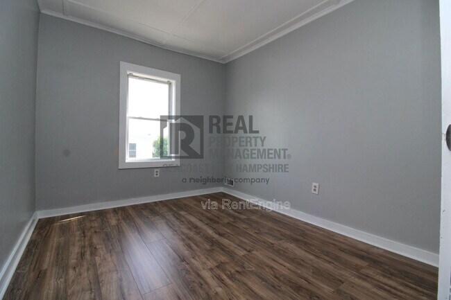 48-50-50 Congress St in Rochester, NH - Building Photo - Building Photo