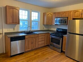 32 Nelson St in Barre, MA - Building Photo - Building Photo