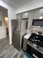 1110 W 163rd St in Gardena, CA - Building Photo - Building Photo
