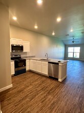 2002 Aberdeen Ave in Wolfforth, TX - Building Photo - Building Photo