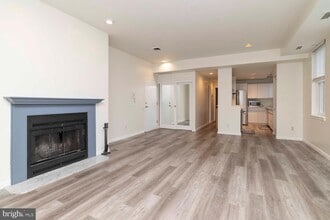 102 Church St in Philadelphia, PA - Building Photo - Building Photo