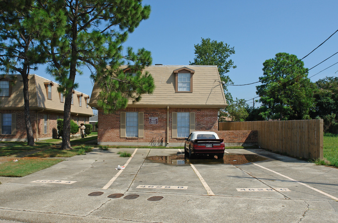 4629 Yale St in Metairie, LA - Building Photo