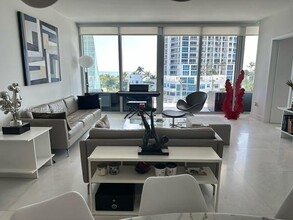 1 Collins Ave, Unit 602 in Miami Beach, FL - Building Photo - Building Photo