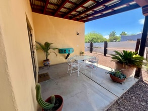 1519 S Tucson Blvd in Tucson, AZ - Building Photo - Building Photo
