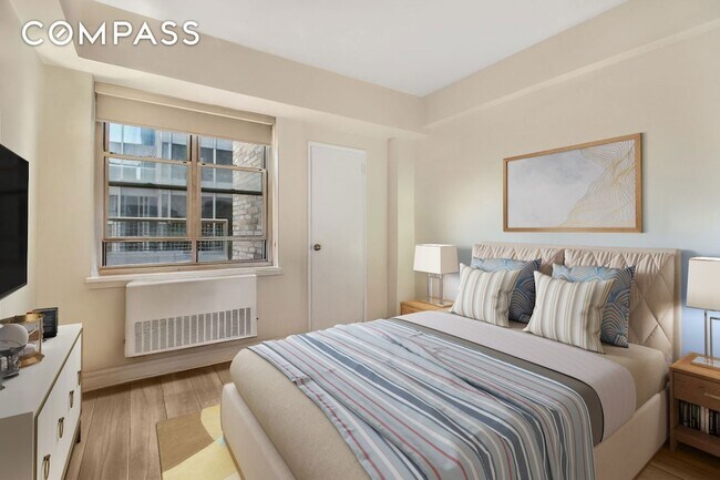 80 Park Ave, Unit 12F in New York, NY - Foto de edificio - Building Photo