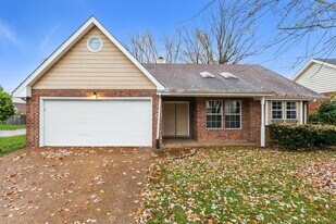 101 White Oak Ct in Hendersonville, TN - Building Photo